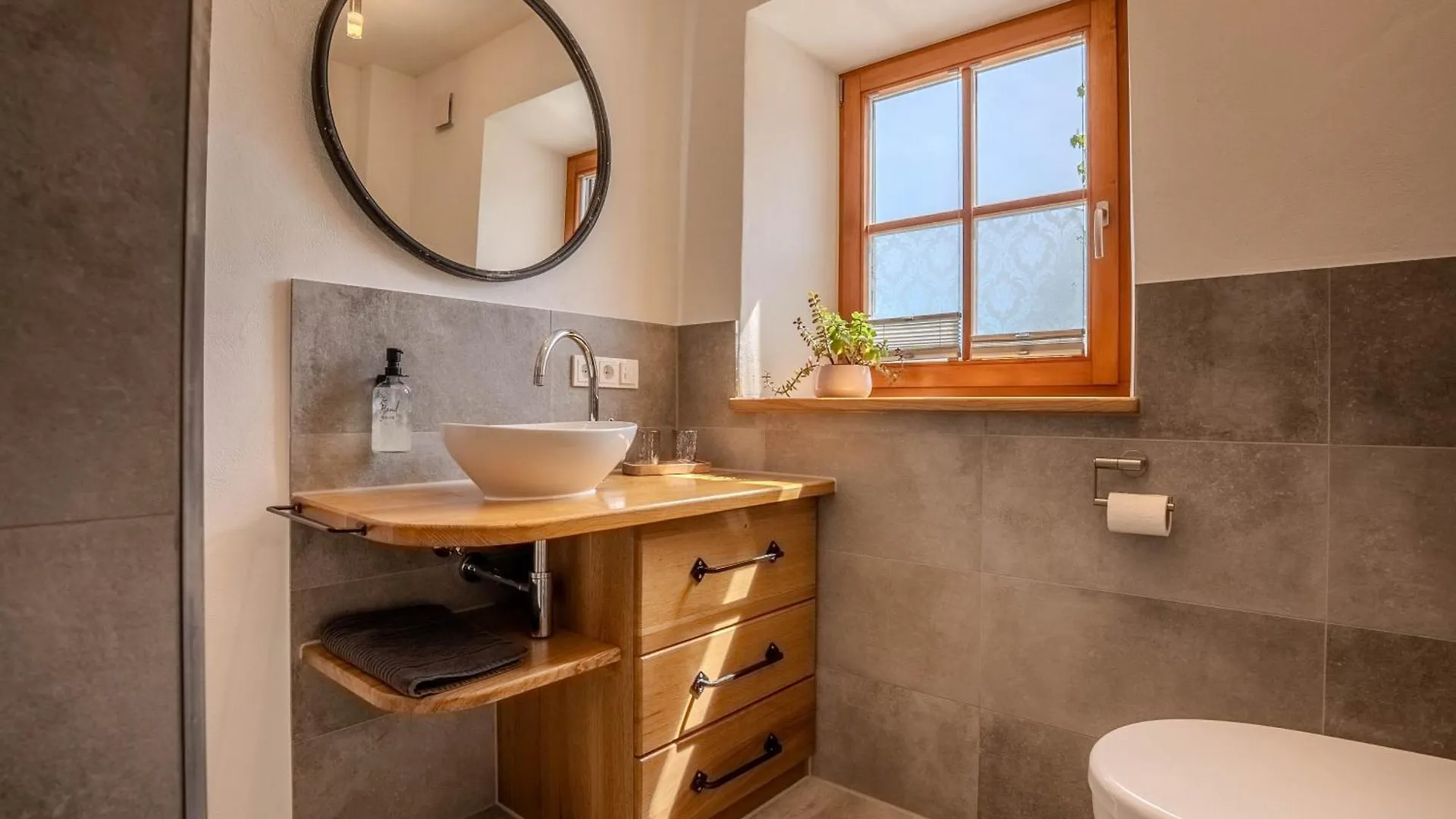 Apartment Ferienhof Petermuehle Urlaub Mit Alpakas Amerang